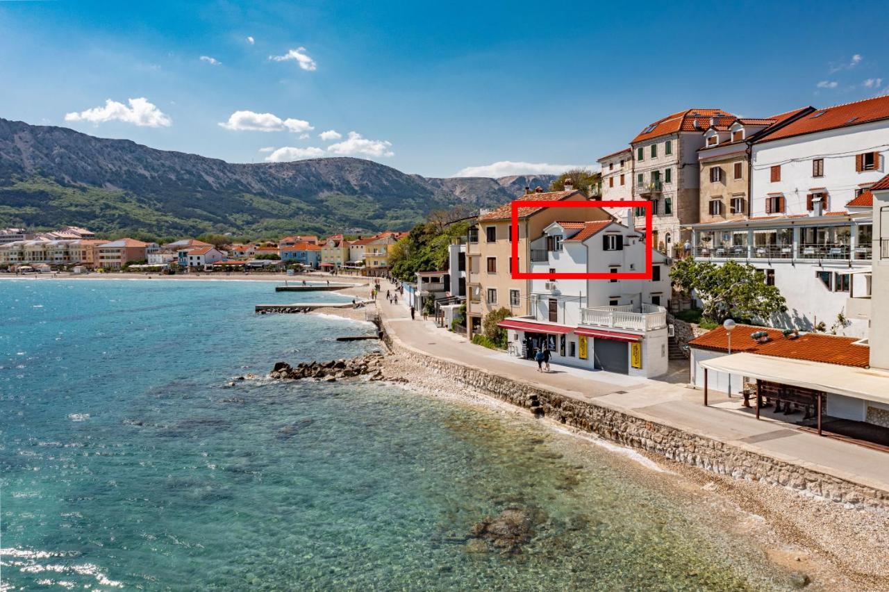 Apartament Seafront *